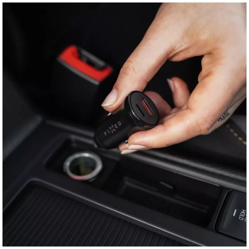 Caricabatterie da auto FIXED FIXCC20N-CU-BK — connettori USB-C e USB-A, potenza in uscita 20 W, adattatore auto compatto