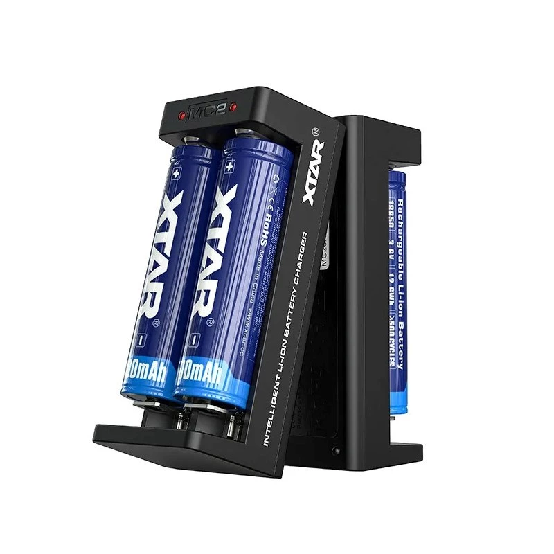 Caricabatterie per batterie Li-Ion XTAR a doppio slot per celle 18650, ingresso USB-C, 2 slot, nero, indicatori LED