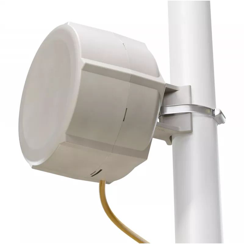 MikroTik SXT LTE7 Kit CPE 3G/4G/LTE7 con antenna 9 dBi 60°, 2× LAN, PoE