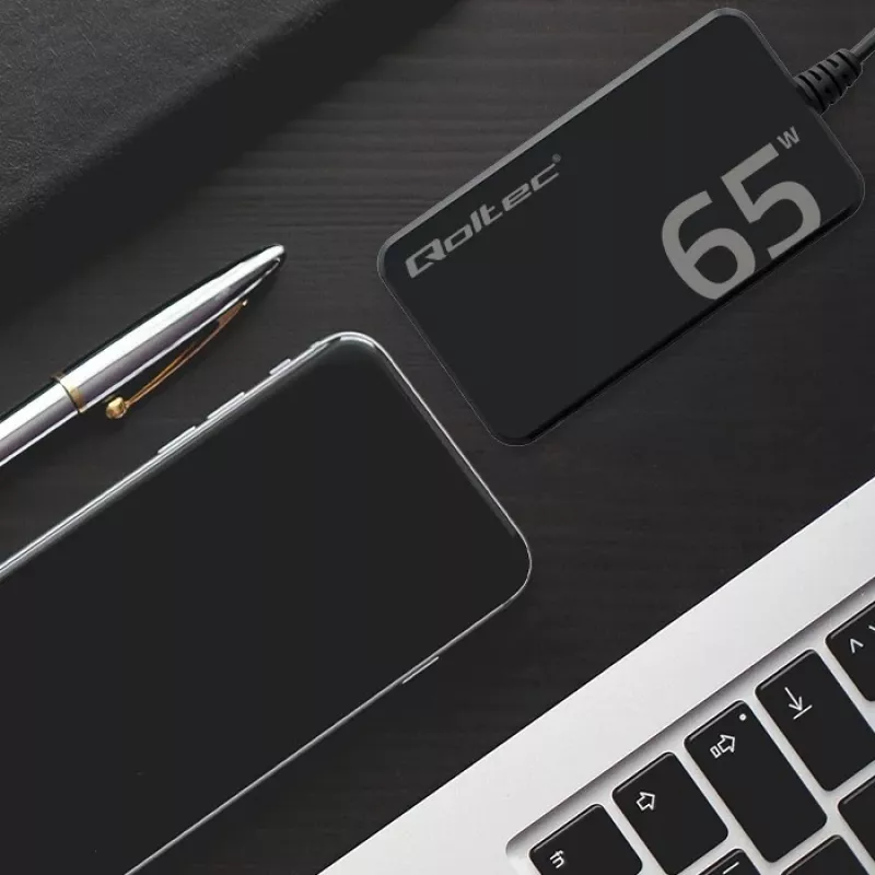 Caricabatterie QOLTEC 65W GaN Super Fast sottile PD 5-20V 3,25A USB-C