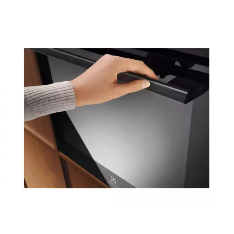 Forno da incasso Electrolux LOD8P39Z — 72 l, autopulizia pirolitica, display TFT, nero