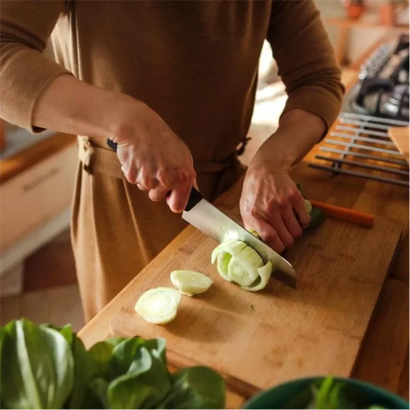 Fiskars 1057536 coltello da cucina in acciaio inox 1 pezzo coltello Santoku