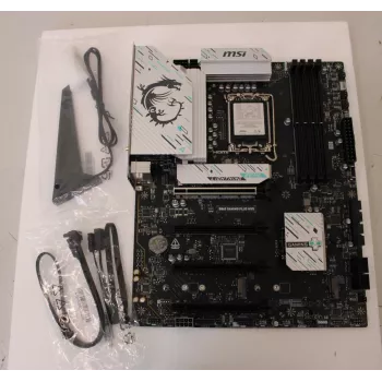 Scheda madre MSI B860 GAMING PLUS WIFISO — usata, rigenerata, batteria integrata, garanzia 3 mesi