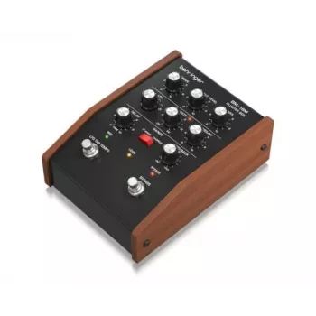 Behringer BM-18M CLUSTER BOX pedale effetto per chitarra