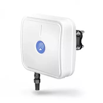 Antenna direzionale QuWireless QuMax — antenna direzionale PoE/LAN 0,694–2,7 GHz, fino a 6 dBi, bianca