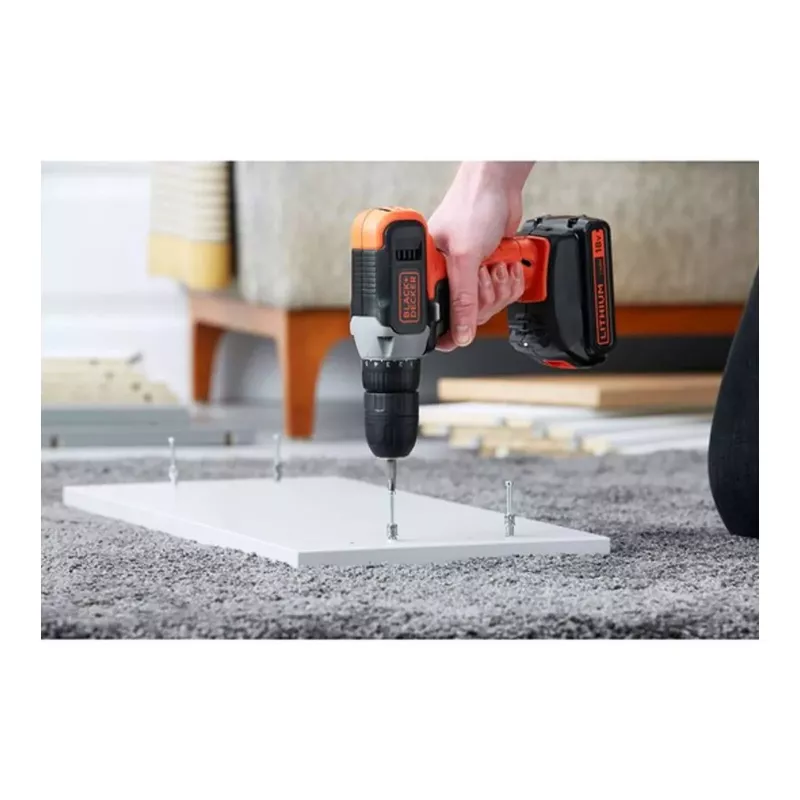 BLACK & DECKER | Trapano avvitatore a batteria | BCD001C2-QW | 18 V | 2x1,5 Ah | Litio
