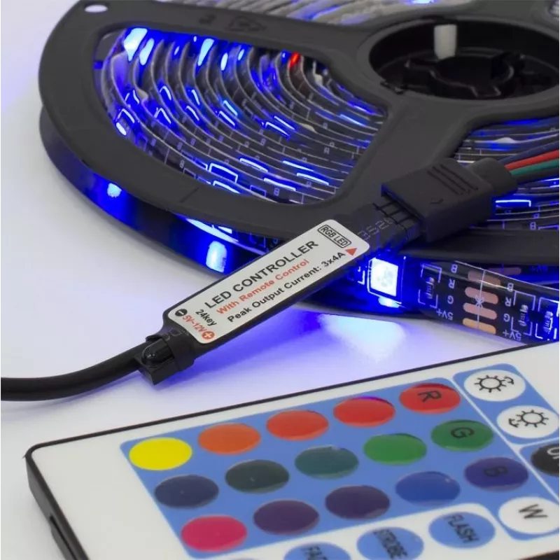 Striscia LED White Shark Helios LED-05 RGB con telecomando