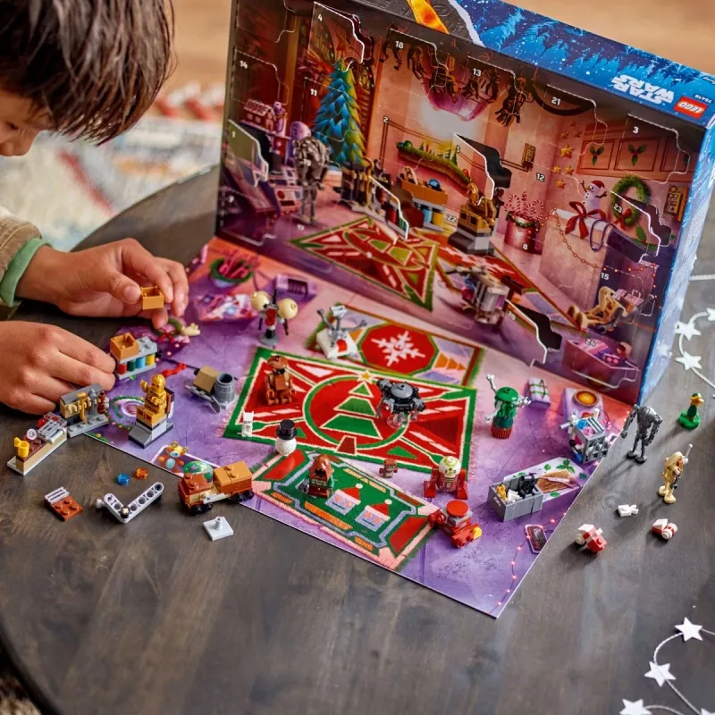 Calendario dell'Avvento LEGO Star Wars 2025 — set 75418, minifigure e modelli da costruire a tema natalizio