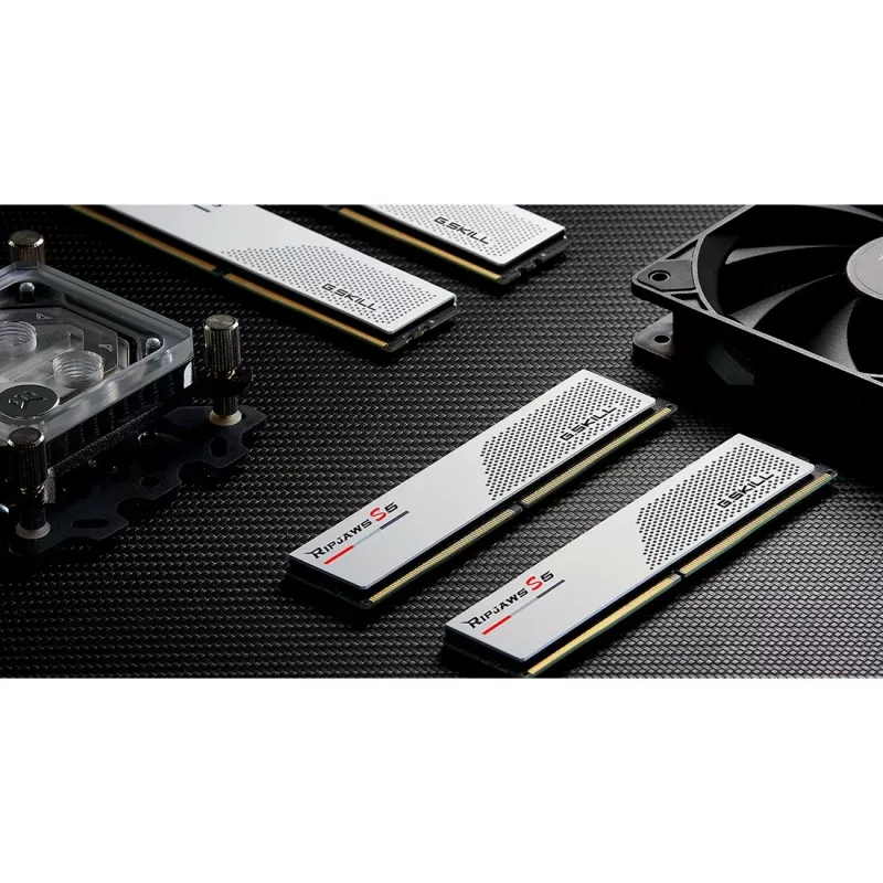 32GB 2x16GB Ripjaws S5 White DDR5-6000 CL32 kit di memoria RAM