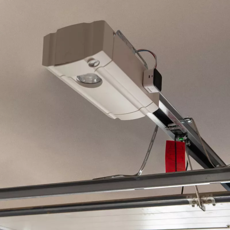 Yale Smart Opener accessorio per apertura porta garage