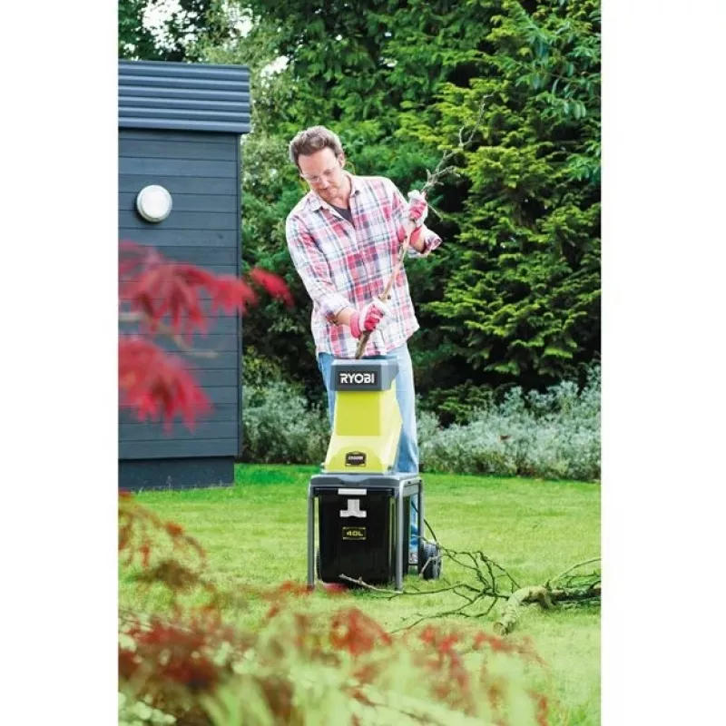 Ryobi RSH2545B biotrituratore da giardino 2500 W 40 L lama