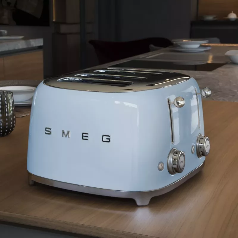 Smeg 50's Style TSF03PBEU tostapane blu pastello