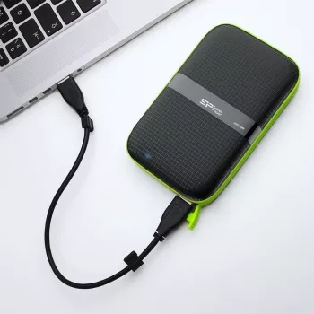 SILICON POWER Armor A60 - Disco rigido - 4TB - esterno (portatile) - 2.5 (6,4 cm) - USB3.0 - nero (SP040TBPHDA60S3K)