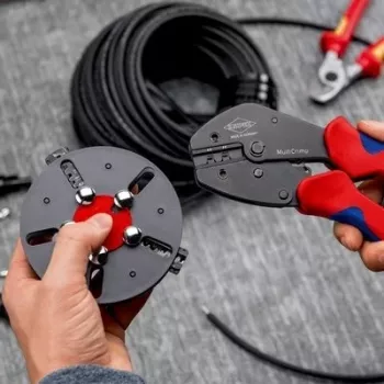 Pinza crimpatrice Knipex 97 33 03 MultiCrimp per connettori PV MC4 e MC4 EVO2