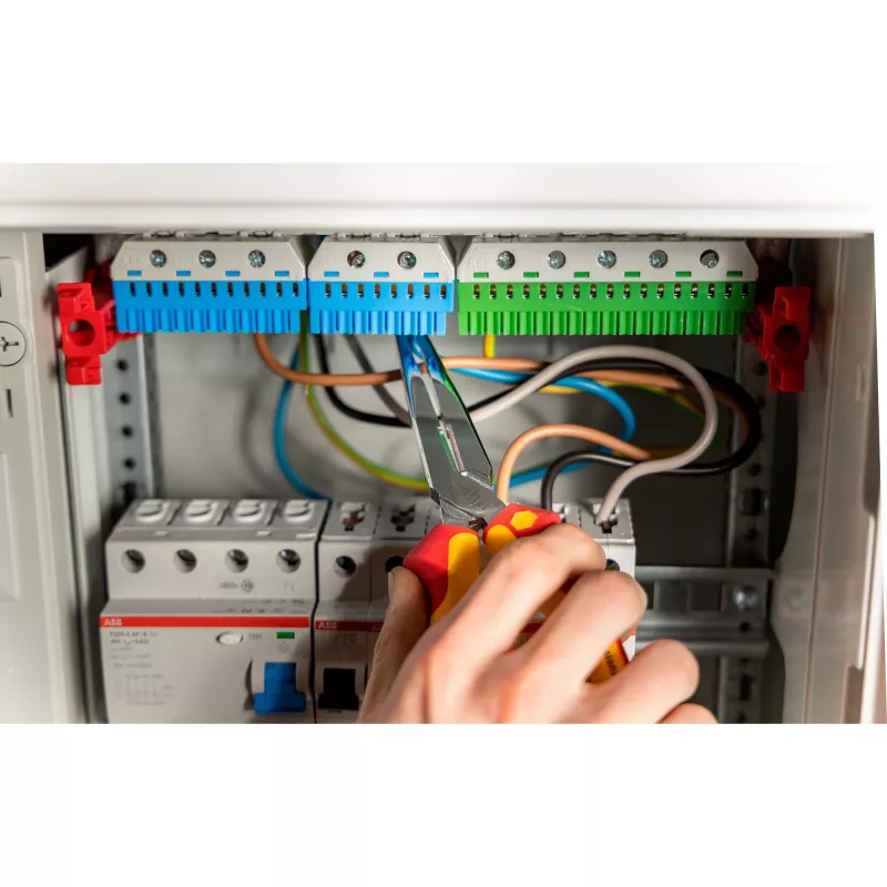 Pinza piatta Wiha Professional Electric con tagliente, modello 27423