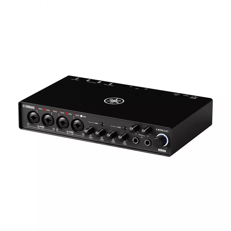 Interfaccia audio/MIDI YAMAHA URX44C – connettività audio e MIDI USB compatta
