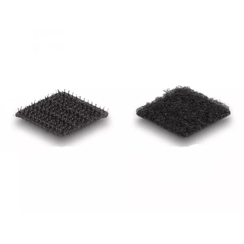 Punti in velcro DeLOCK quadrati autoadesivi 64 pezzi nero