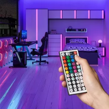 Barra luminosa LED Vention PAEWH 2 m, alimentazione USB 5 V, RGB con telecomando IR, montaggio con nastro adesivo double-sided
