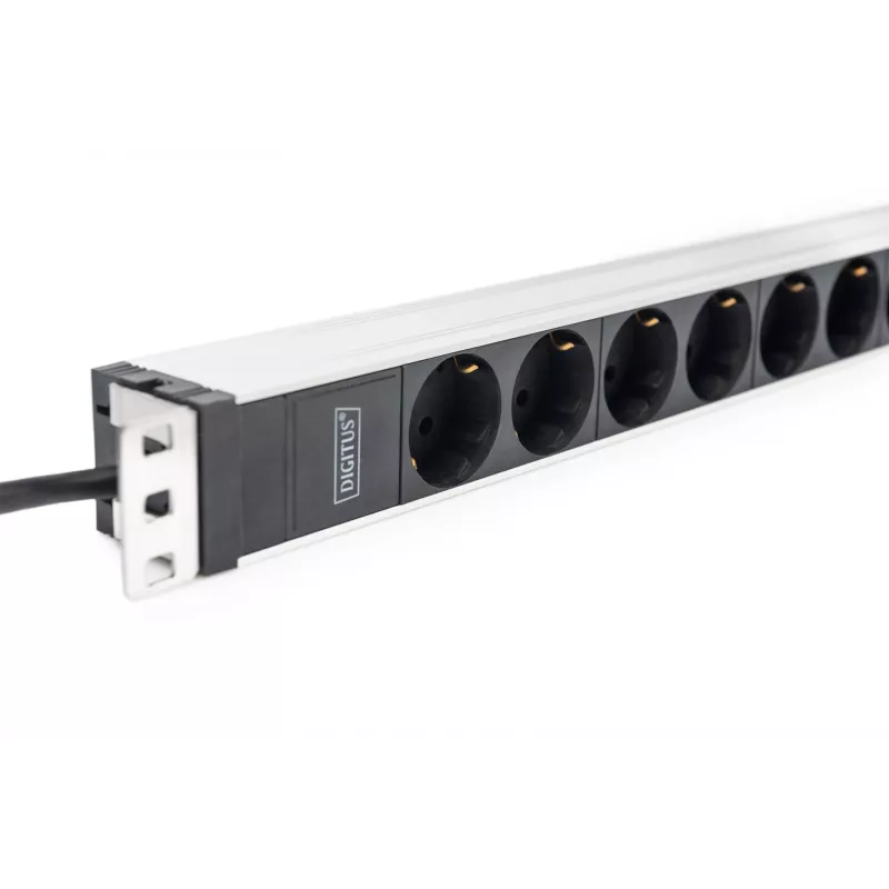 Ciabatta Digitus con profilo in alluminio, 8 prese di sicurezza, cavo 2 m, connettore maschio IEC C20