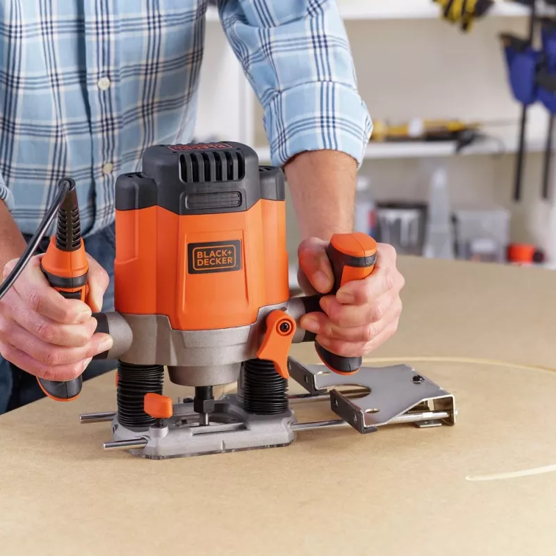 Fresatrice verticale Black+Decker KW1200E 1200W 8000 - 28000 giri/min