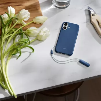 Custodia con kickstand per iPhone 17 di Apple Beats — MagSafe, controllo fotocamera, policarbonato/microfibra, blu, compatibile con 6,3