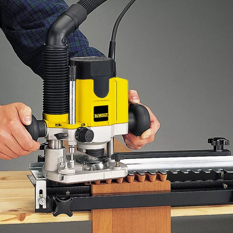 Fresatrice verticale DeWALT DW622KT, 1400 W, in valigetta TSTAK