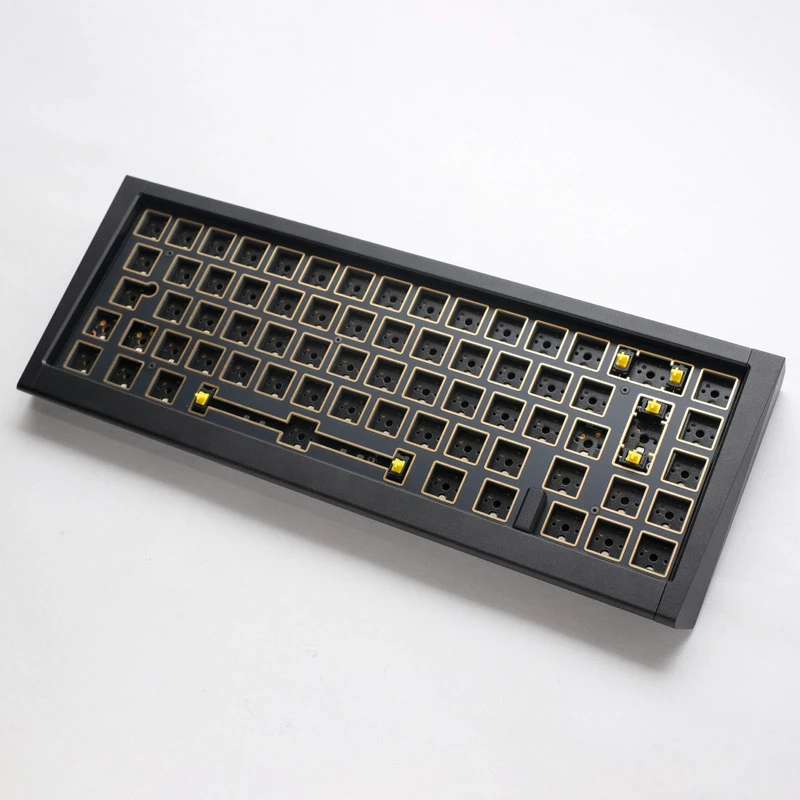 Ducky Outlaw 65 tastiera universale USB nero