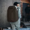 Zaino porta sci e scarponi da snowboard Thule 5157 Roundtrip con ruote 60L Deep Khaki