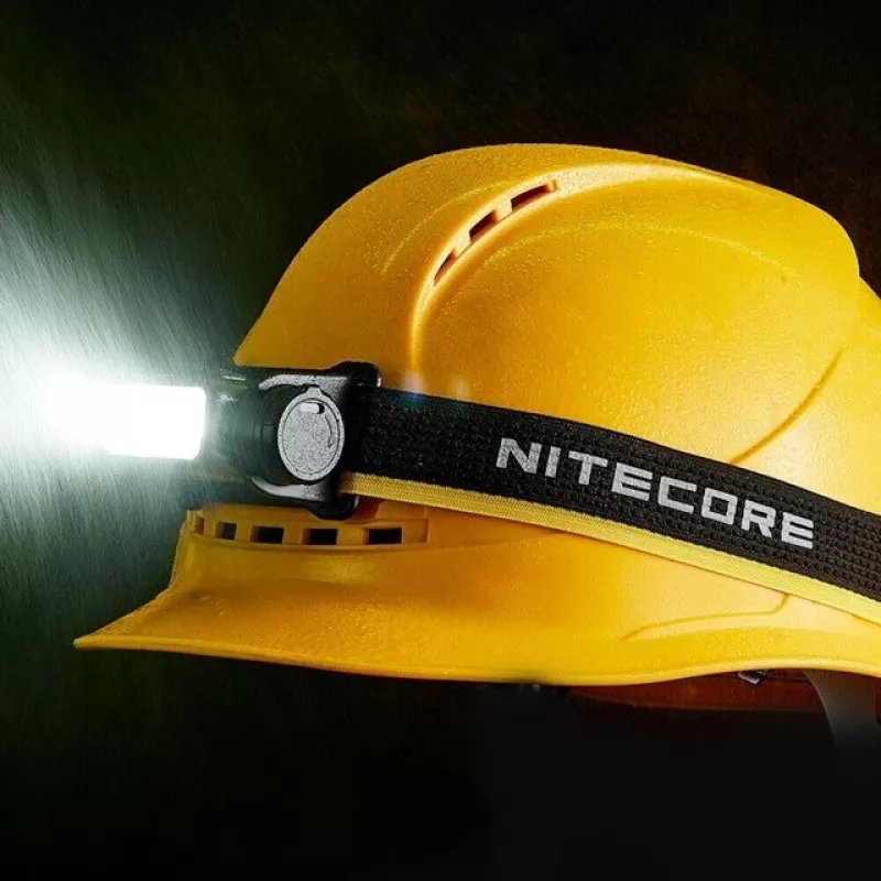 Torcia frontale Nitecore NU53 — luce ricaricabile a mani libere, design compatto