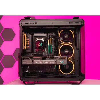 PC gaming su misura DistriNode — Ryzen 7 9800X3D + RTX 5070 Ti, 32GB DDR5