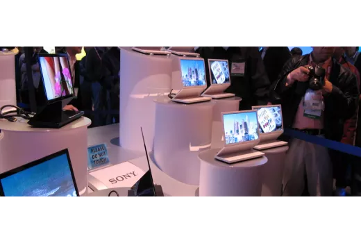 IPS, VA o OLED: scegliere la giusta tecnologia del pannello del monitor