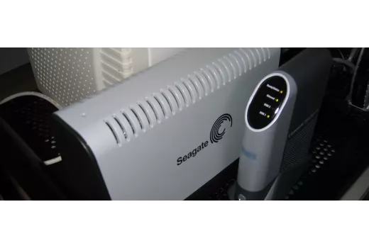 Cloud vs backup NAS locale: dove restano i soldi e chi tiene le chiavi