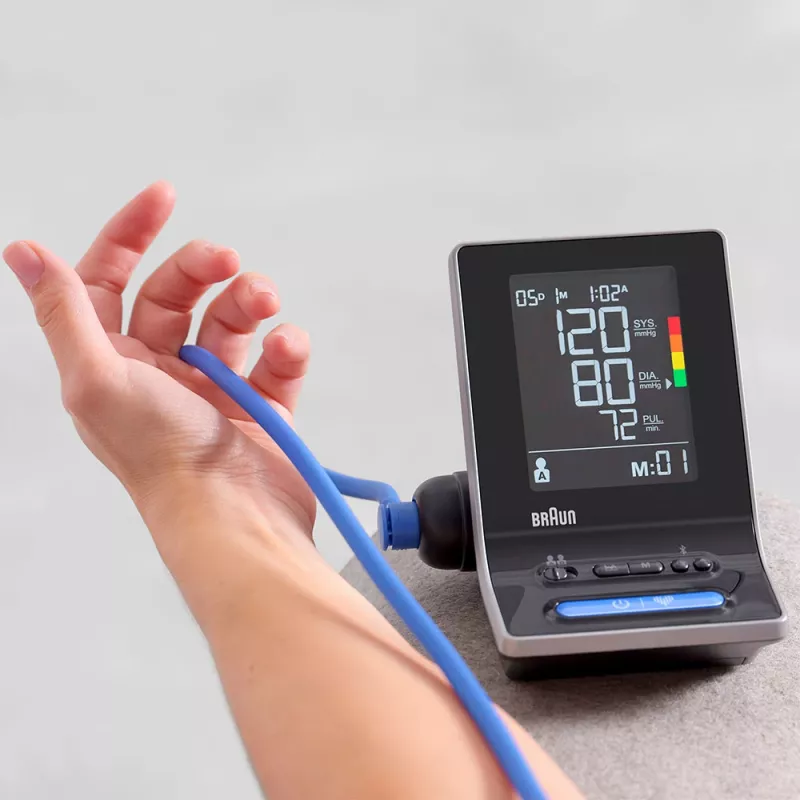 Braun BUA 6350 misuratore da braccio automatico 2 utenti