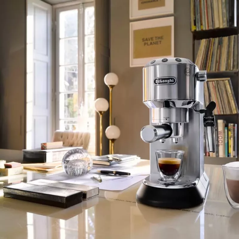 Macchina per espresso semi-automatica De’Longhi Dedica Style EC685.M 1,1 L