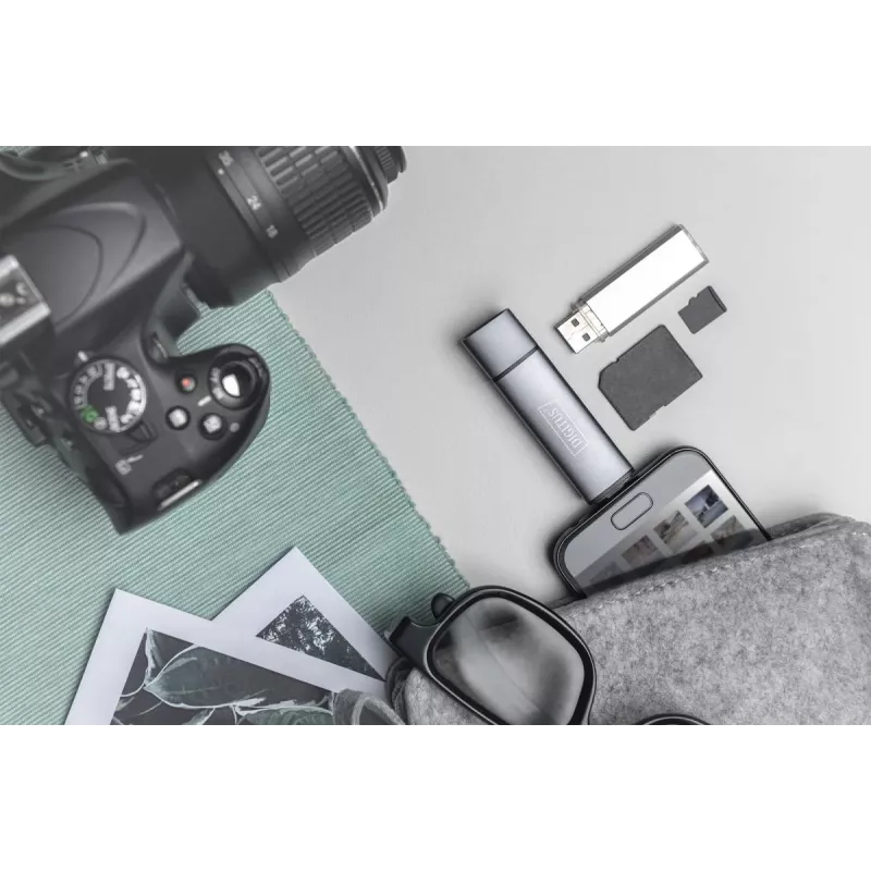 DIGITUS Combo Card Reader Hub (USB-C+USB 3.0) 1x SD, 1x MicroSD, 1x USB 3.0, grigio