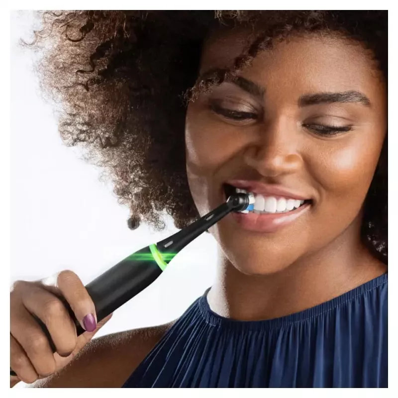 Oral-B iO Series 5 spazzolino vibrante per adulti nero