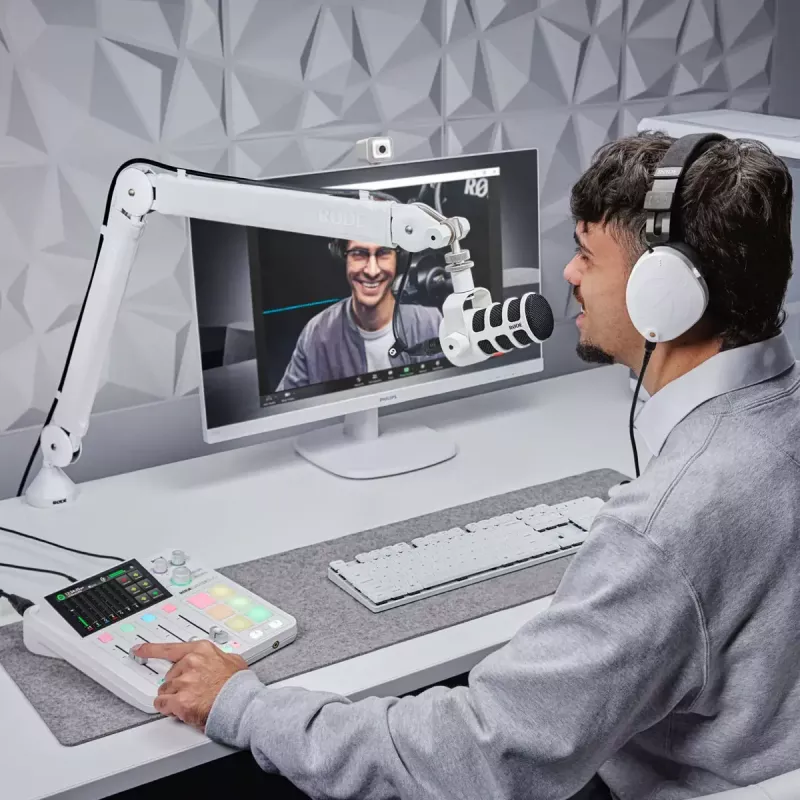 Interfaccia audio Rode RodeCaster Duo bianco – console per podcasting USB a 2 canali con mixer e preamplificatori