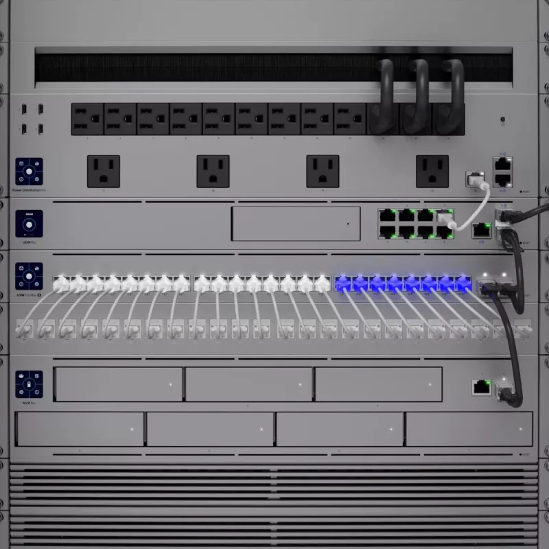 UBIQUITI NETWORKS UniFi Switch USW-PRO-MAX-24 24 porte PoE++