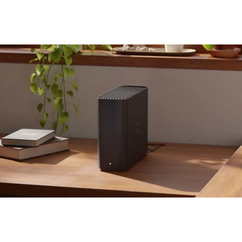 NAS SYNOLOGY BeeStation BST150-4T — Realtek RTD1619B 1,7 GHz, 1 GB DDR4, 1× disco rigido da 4TB preinstallato, Ethernet, nero