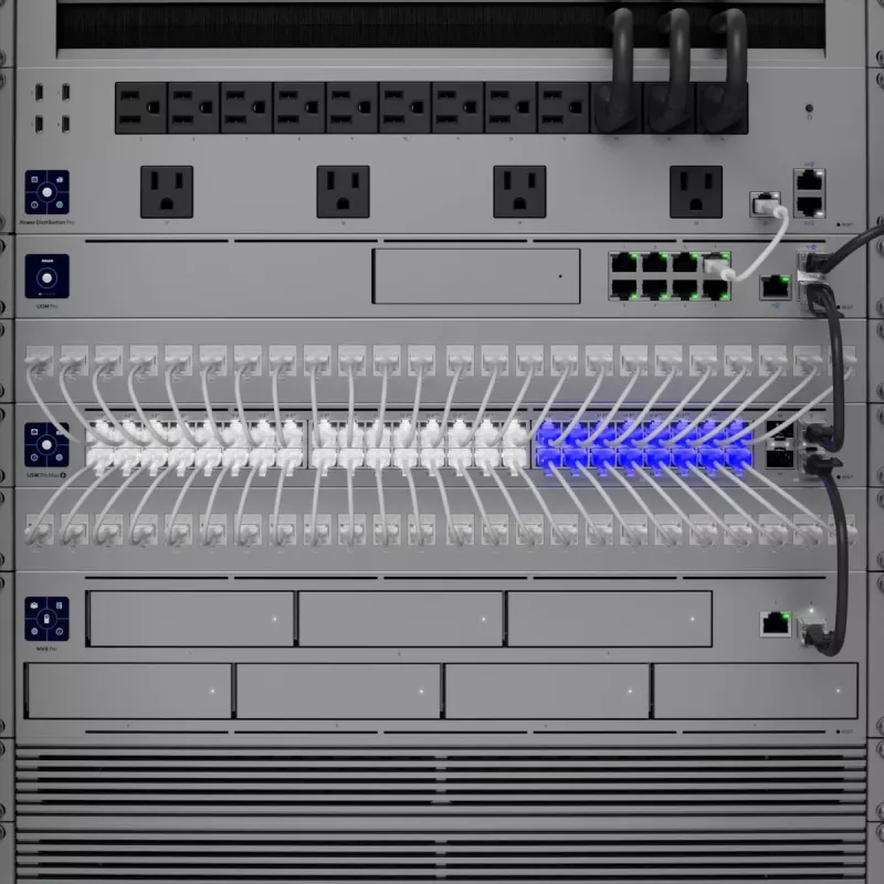 UBIQUITI NETWORKS UniFi Switch USW-PRO-MAX-48 48 porte PoE PoE++