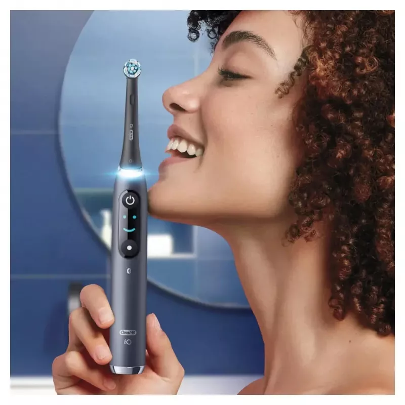 Oral-B iO Series 9N spazzolino elettrico sonico adulti nero