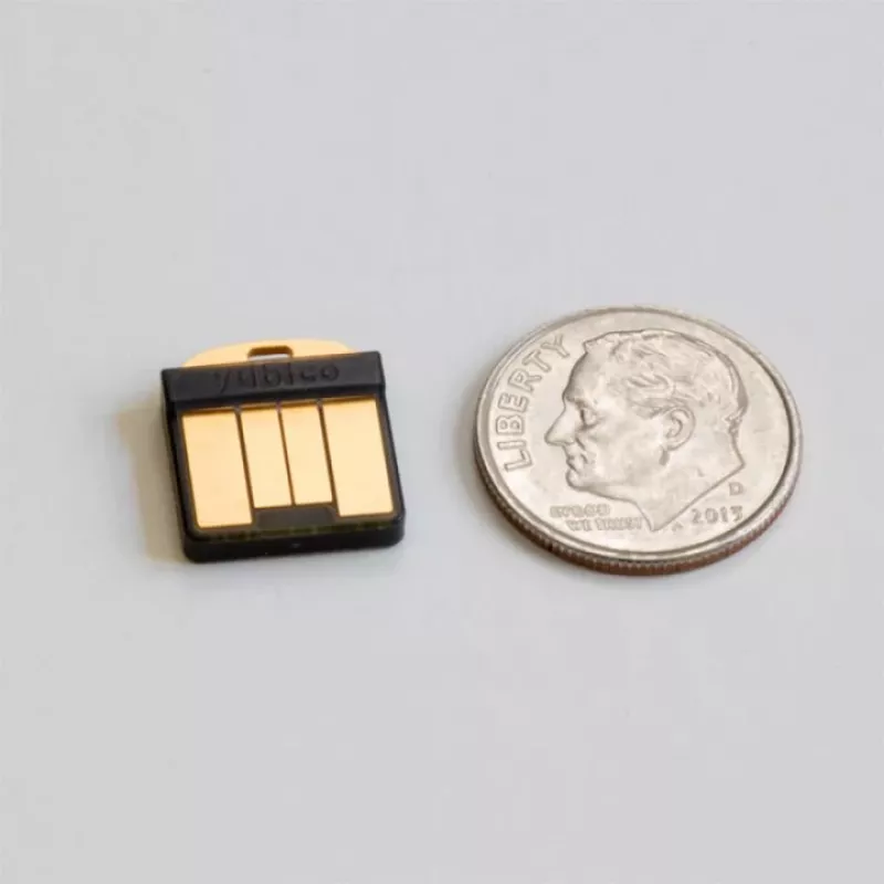 Chiave di sicurezza Yubico YubiKey 5 Nano