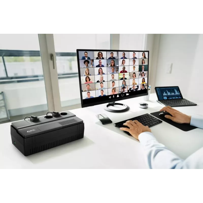 APC BV800I-GR gruppo di continuità (UPS) line-interactive 0,8 kVA 450 W 4 prese