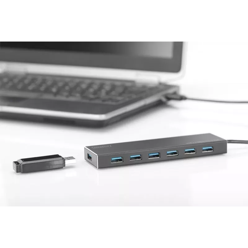 DIGITUS hub USB 3.0, 7 porte incl. alimentatore 5V/3,5A, case in alluminio