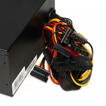 Alimentatore IBOX iBox Aurora 600 W 20+4 Pin ATX, ventola da 140 mm, case in metallo, nero