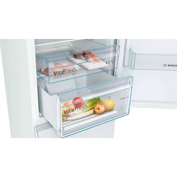 Frigorifero combinato Bosch Serie 4 KGN36VWED a libera installazione 326 L bianco