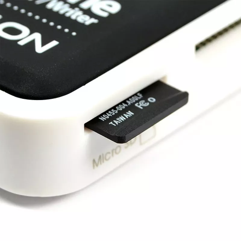 Axagon CRE-X1 lettore di schede esterno 5 slot, CF, CF Type II, MMC, MMC Mobile, MMCmicro, MS Duo, MS PRO, Memory Stick (MS), MicroDrive, MicroSD...,