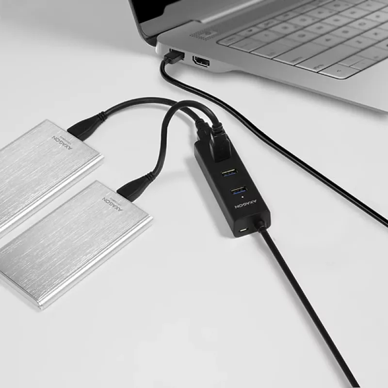 Axagon HUE-S2BL hub di ricarica 4x USB 3.0 con cavo 1,2 m, alimentazione tramite Micro-USB