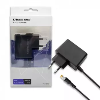 Alimentatore Qoltec 51021 per interni nero 220–240 V cavo 1,4 m