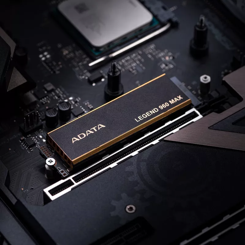 SSD ADATA 2 TB M.2 PCI Express 4.0 NVMe LEGEND 960 MAX